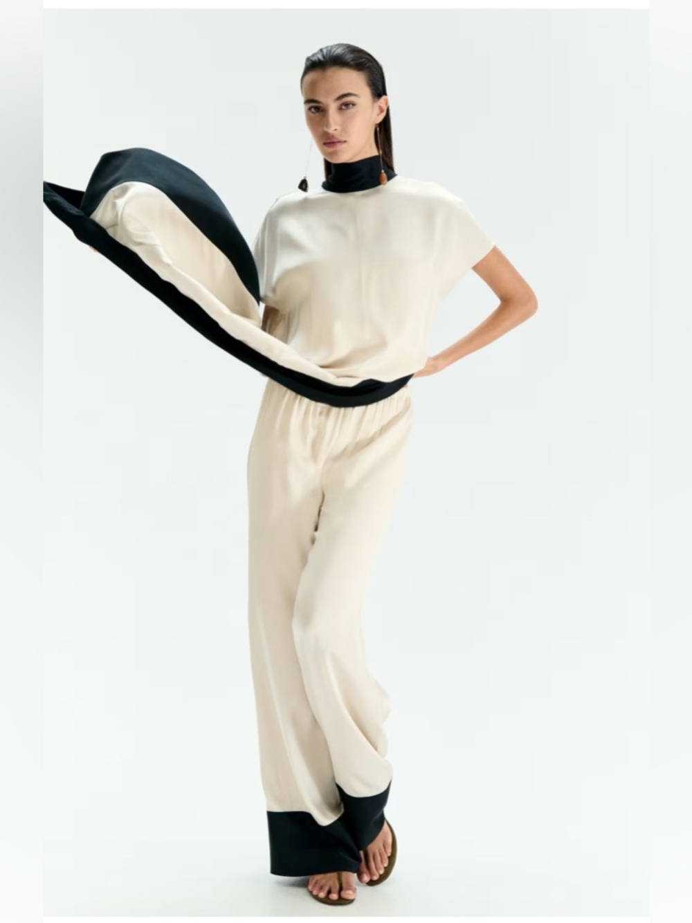 Viral H&M‎ Limited Edition 2026 Asymmetric Set Top & Pants Black/Cream Sz S NWT